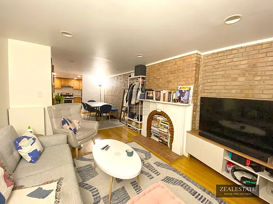 Rented by ZealEstate Group Inc | media 13