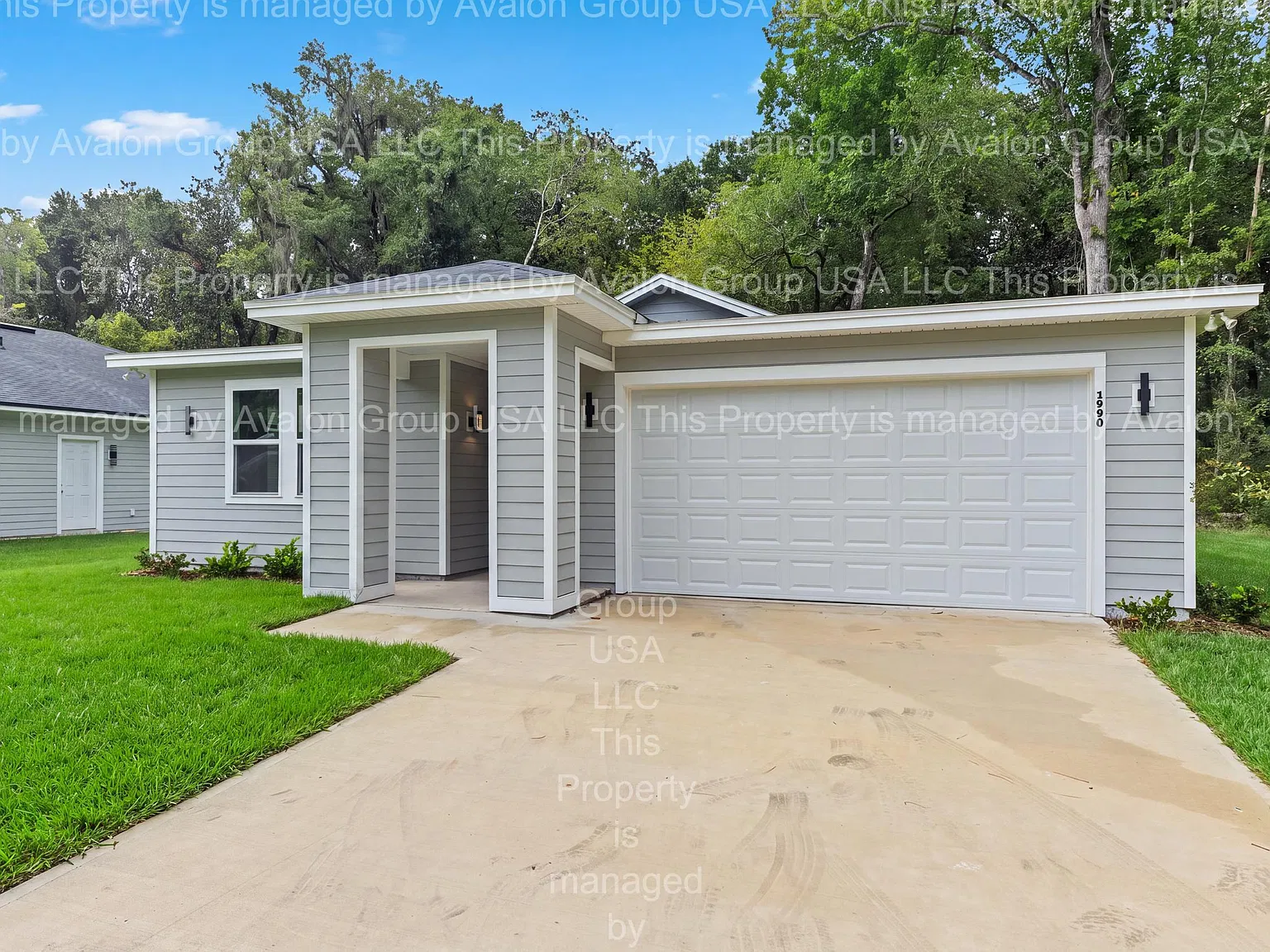 3 bed, 1650 sqft, $2,200 — Photo 2