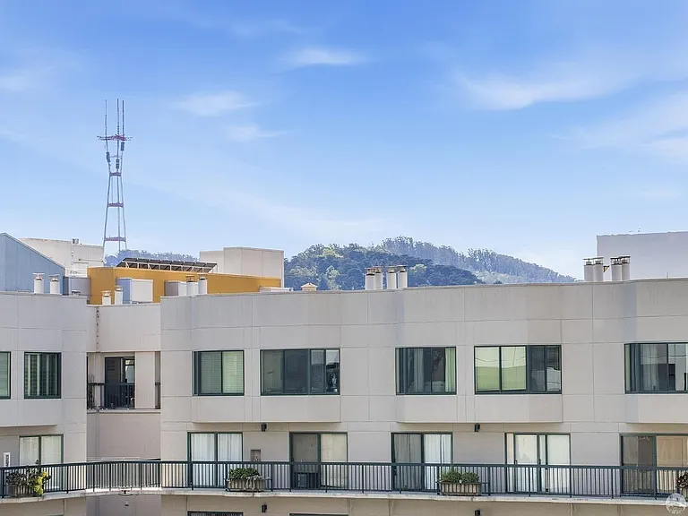 601 Van Ness Ave #406 — Photo 25