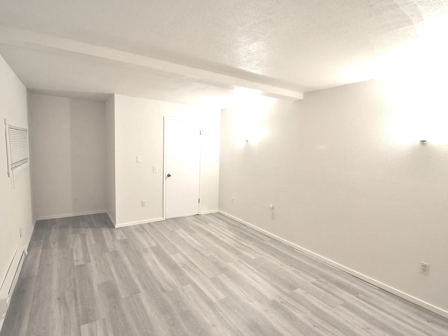 1 bed, 700 sqft, $1,500 — Photo 4