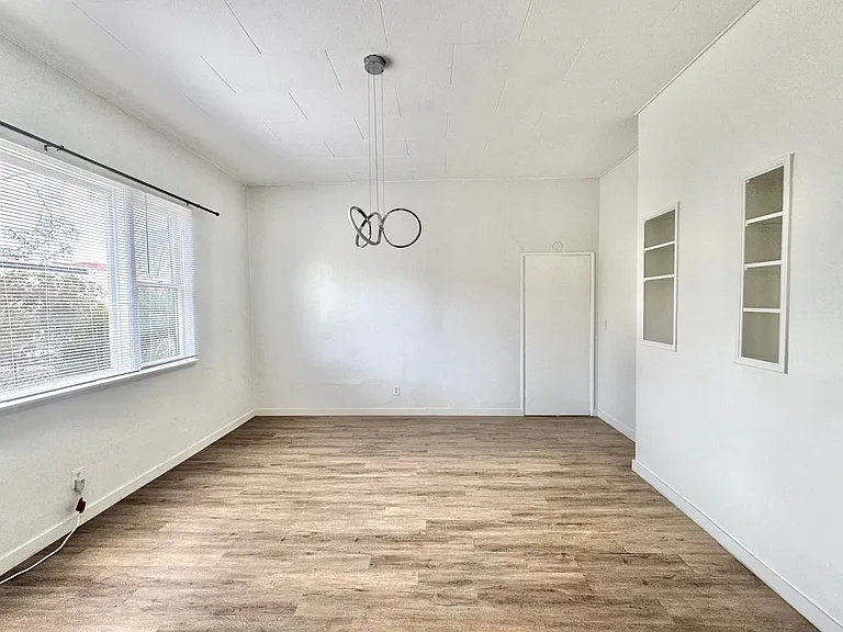 Nerney Apartments — Photo 16
