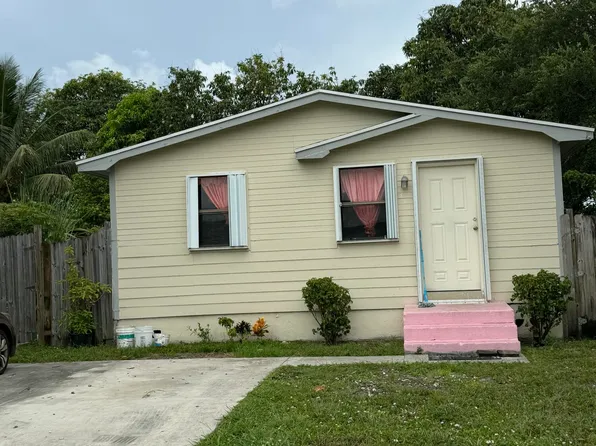 311 SOUTHRIDGE Road, Delray Beach, FL 33444
