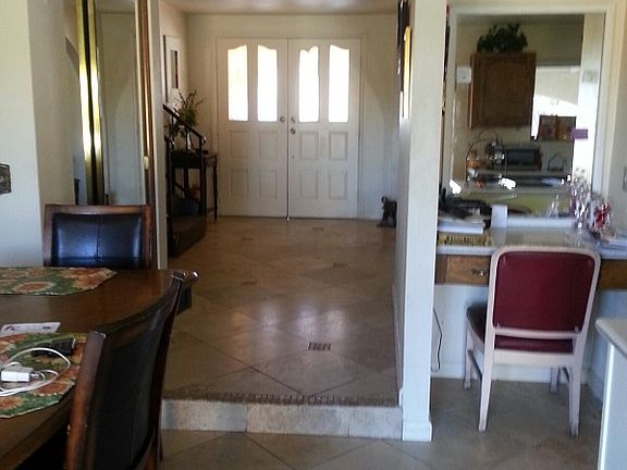 5th image of 3060 Santa Margarita St