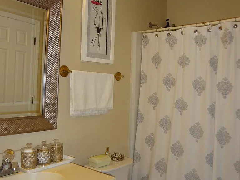 1515 E Franklin St #24 — Photo 14