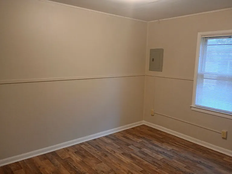 2604 Morrell Ave — Photo 7