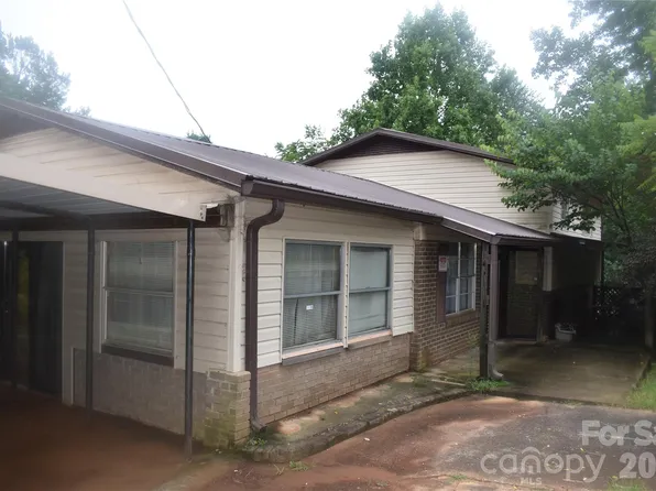 115 Weeks Rd, Rutherfordton, NC 28139