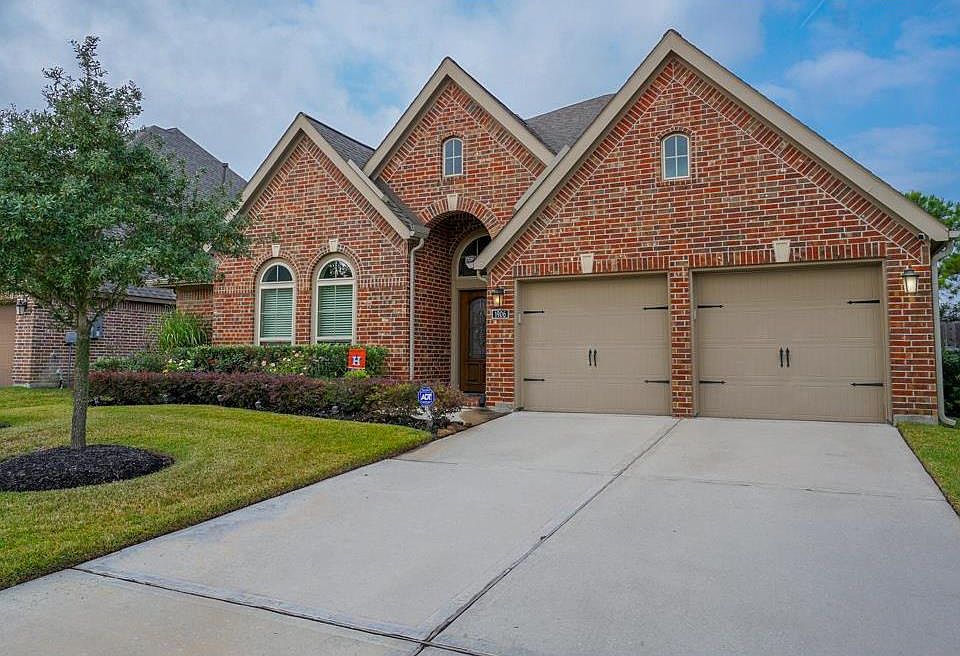 1st image of 1906 Cayman Bend Ln