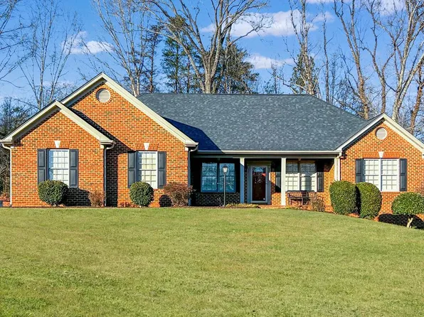 125 Dakota Dr, Danville, VA 24540