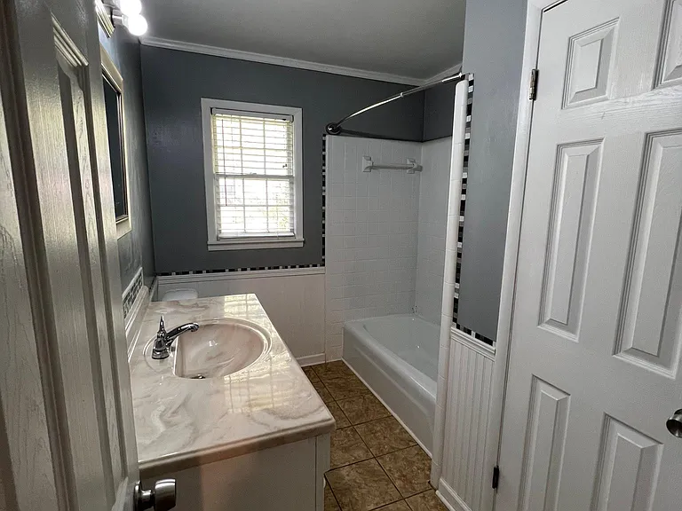303 Richland Dr — Photo 16
