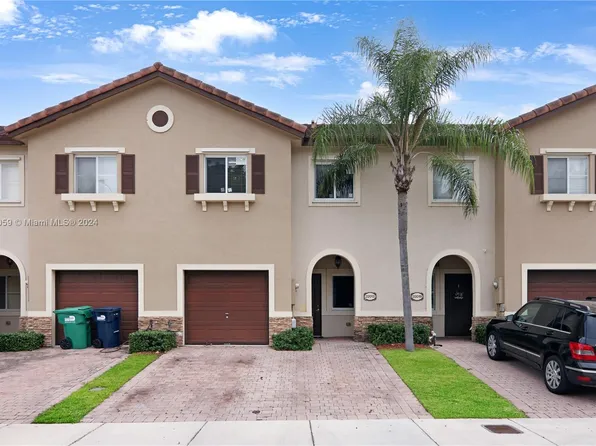 22013 SW 88th Path, Cutler Bay, FL 33190