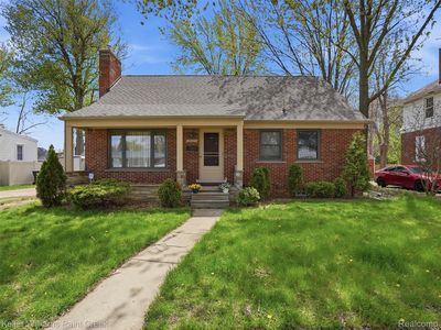 18048 Elizabeth St, Roseville, MI, 48066