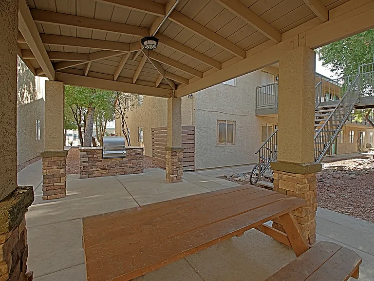 Park Greenvale — Photo 11