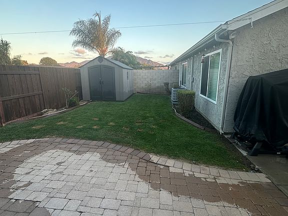 5th image of 756 Hillcrest Dr