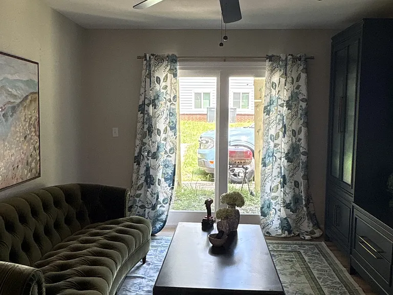 850 Field Ave NW #2 — Photo 3