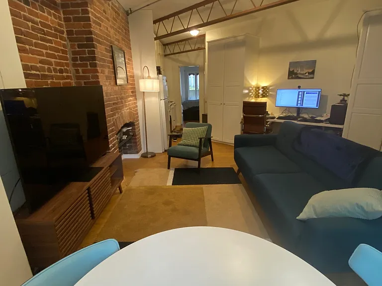 1507 R St NW — Photo 7