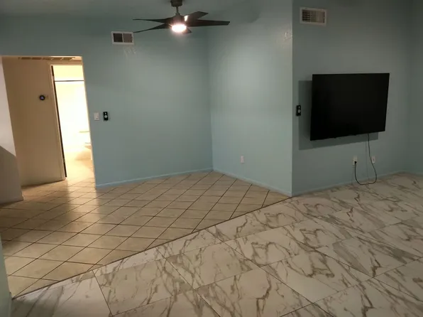 418 W Pebble Beach Dr, Tempe, AZ 85282