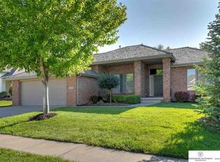 1425 S 189th Ct, Omaha, NE 68130