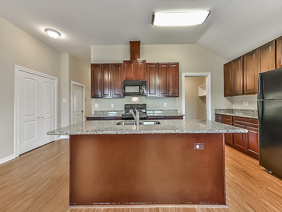 1st image of 5510 Abundant Life Ln