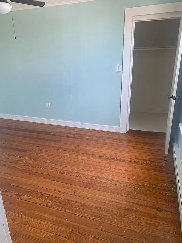 2 bed, 1000 sqft, $1,800 — Photo 2