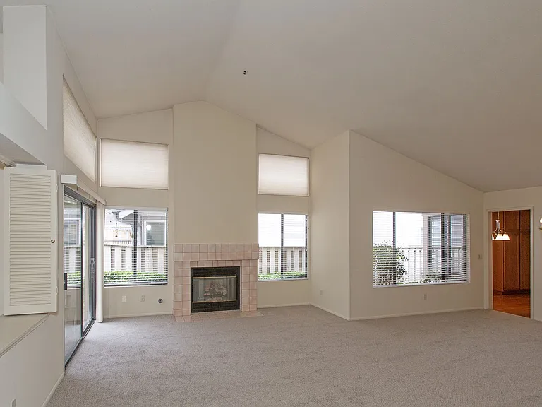 1955 Spyglass Cir — Photo 3