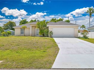 810 SW 8th Ct, Cape Coral, FL 33991