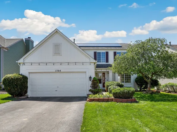 1704 Charlotte Cir, Naperville, IL 60564