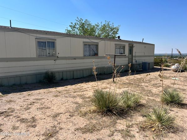 las-cruces-new-mexico-2062632538 picture