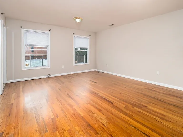 355 W Side Ave #2 — Photo 11
