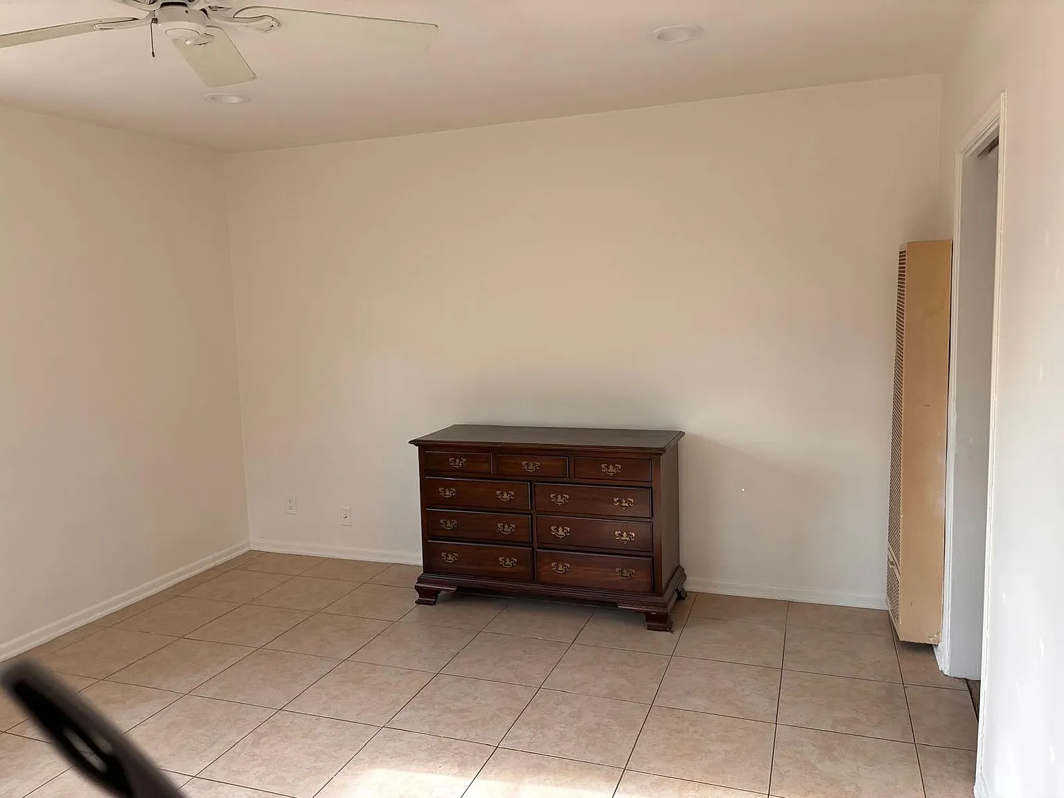 2 bed, 800 sqft, $2,500 — Photo 4
