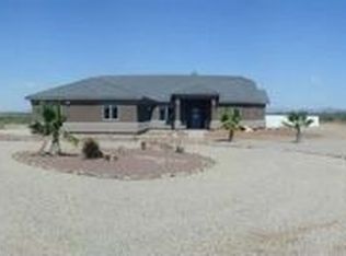 914 E Savino, Huachuca City, AZ 85616