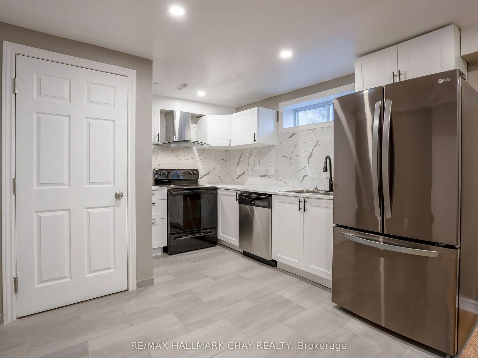 2 bed, $1,850 — Photo 2