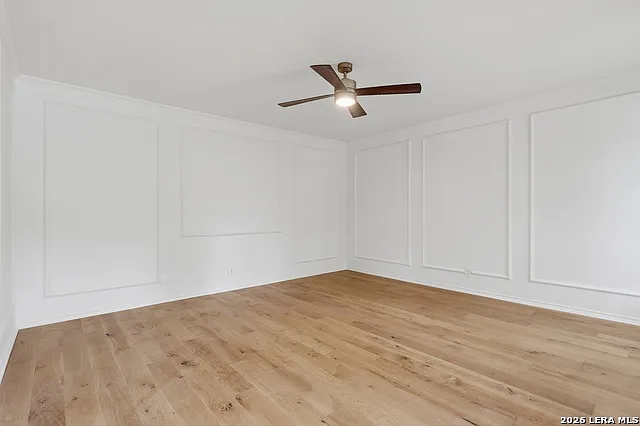 486 E Olmos Dr — Photo 20