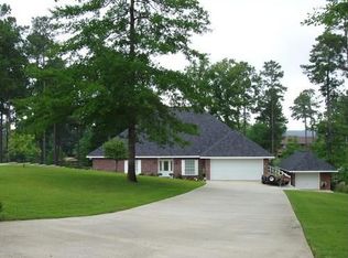 230 Center Point Dr, Many, LA 71449