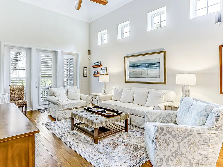 95108 Summerwoods Cir #2106 — Photo 1