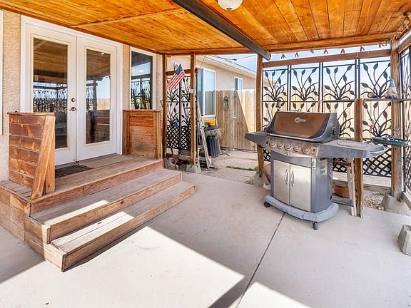 3rd image of 603 E Tanager Dr