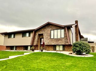 105 Bubernak Blvd, Old Forge, PA 18518