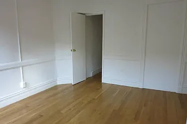 Rented by Manhattan Best Realty, Inc.