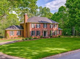 1042 Dornoch Rd, Gastonia, NC 28054