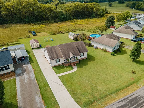 5th image of 300 Daytona Dr