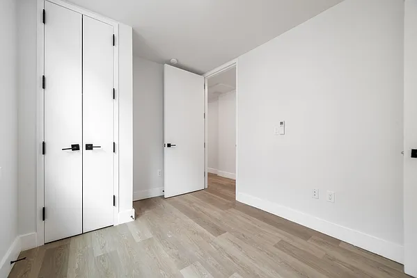 Rented by Twin Group | media 23