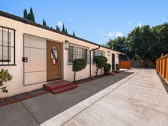 2nd image of 437 Duboce Ave #437