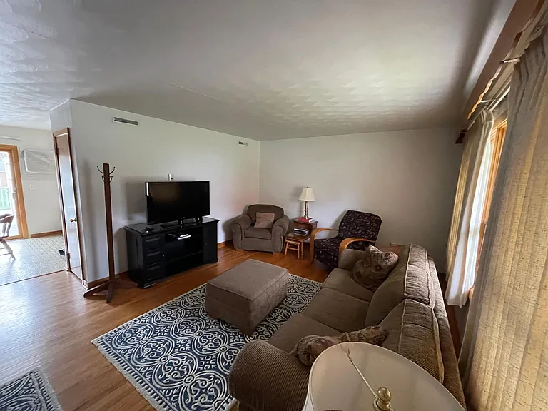 924 Ishler St — Photo 7
