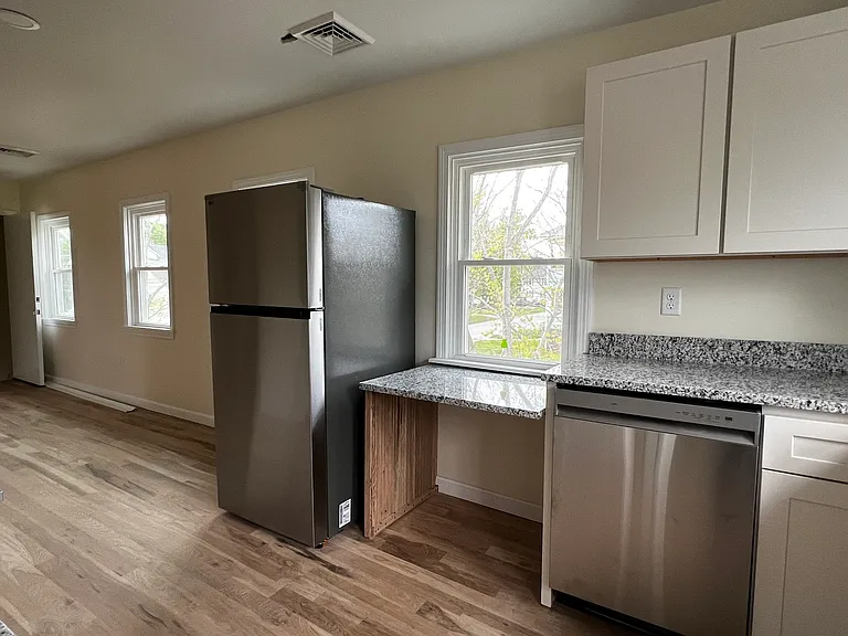 14 Marriott Ave #2 — Photo 11