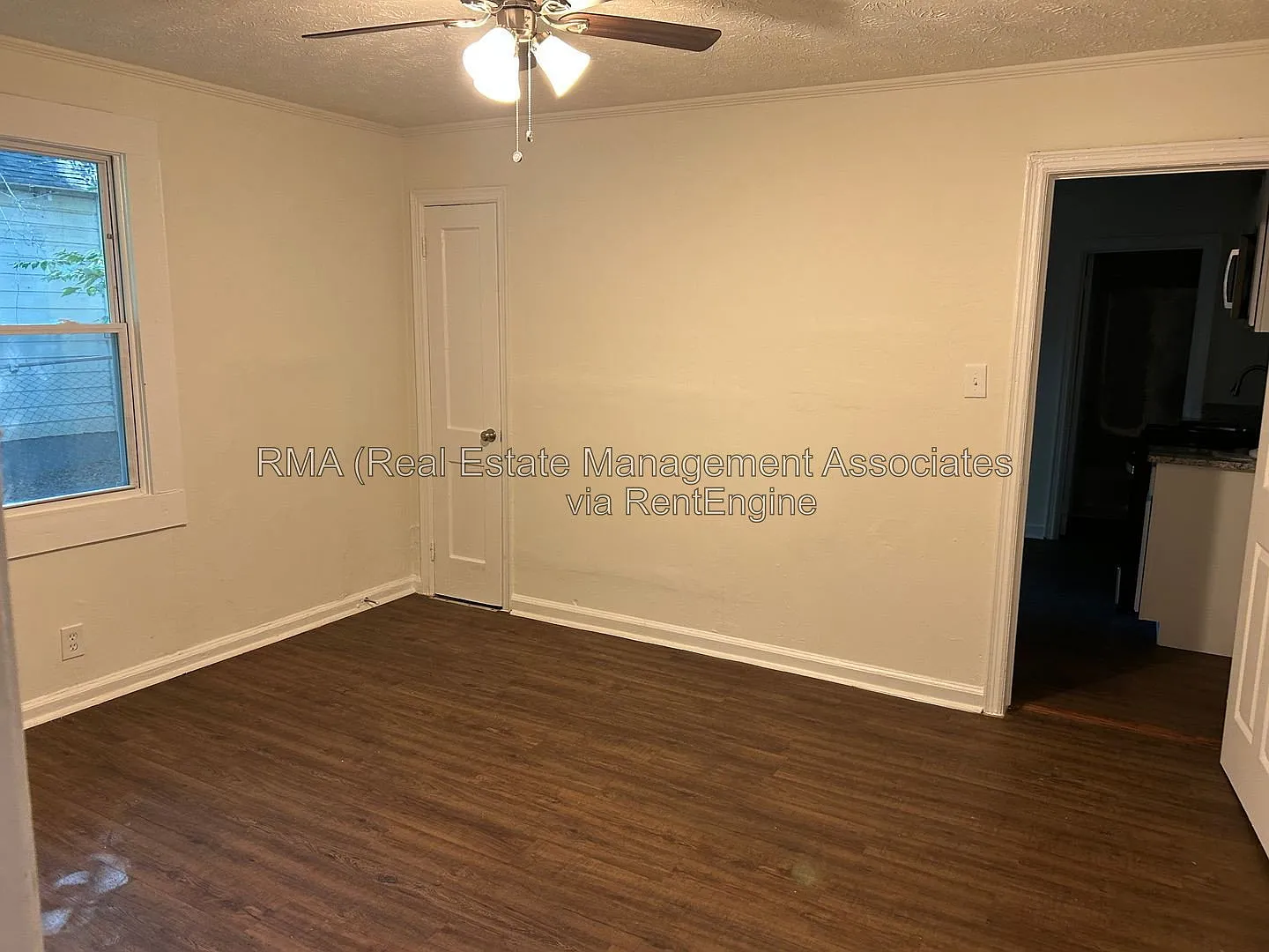 1 bed, 1.0 bath, 527 sqft, $800 — Photo 2