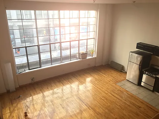 Rented by Triumph Property Group | media 23