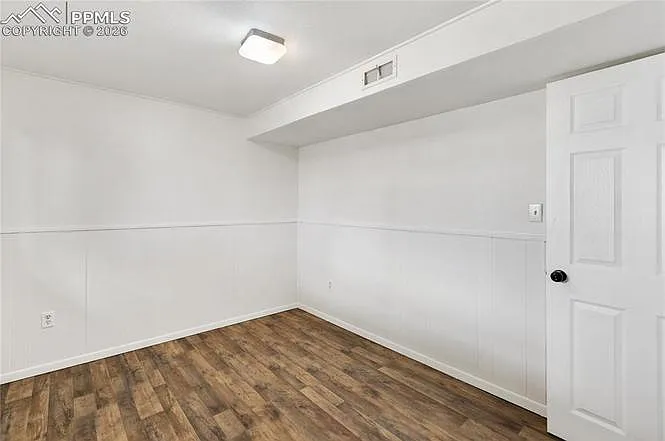 427 Quebec St — Photo 8