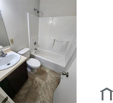 5th image of 4510 W Washington St #206
