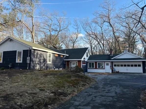 122 Lowell St, Andover, MA 01810