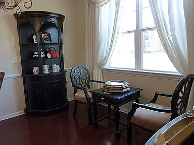 405 Garden Square Ln — Photo 7