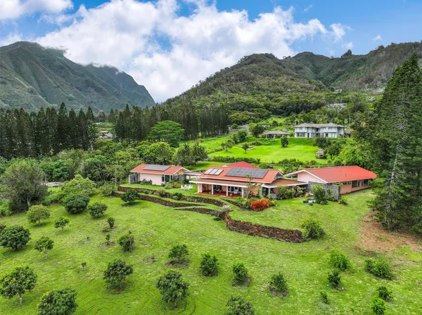 81 Maika St, Wailuku, HI 96793